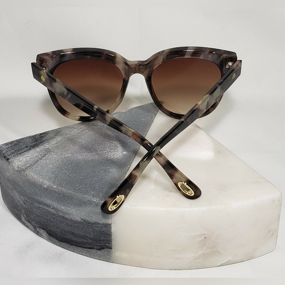 LELE SADOUGHI ‘BROOKLYN’ SUNGLASSES, EUC! - Picture 8 of 16
